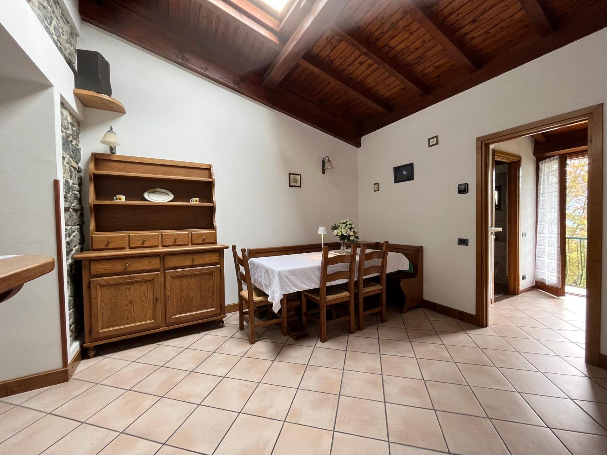 Appartamento Rita Asso Kültér fotó